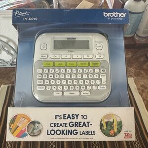 Brother P-Touch PT-D210 Easy, Compact Label Maker